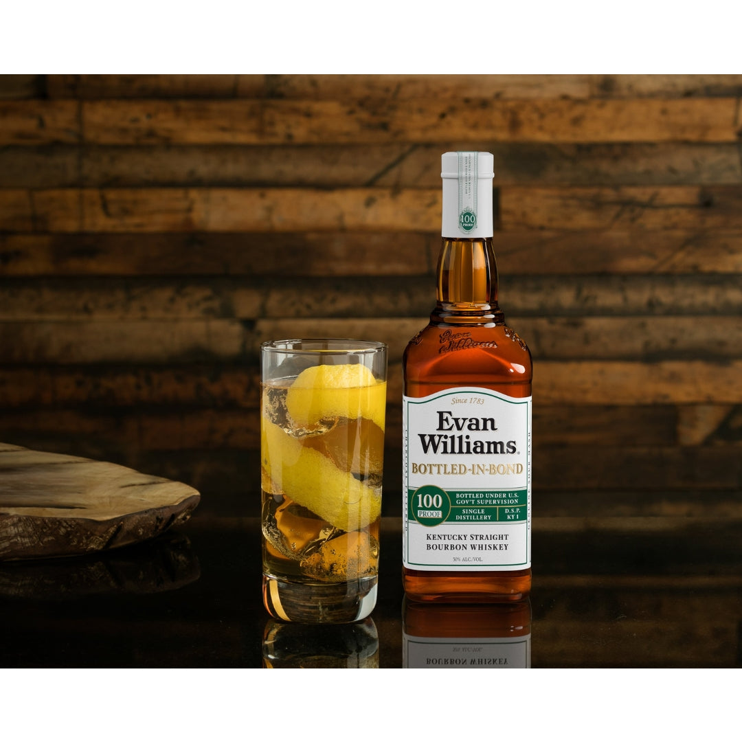 Whisky Old Virgnia Oak Cask Bourbon 700ml Teor 40% + Evan Wiliams Bottled-In-Bond Bourbon 750ml Teor 50%